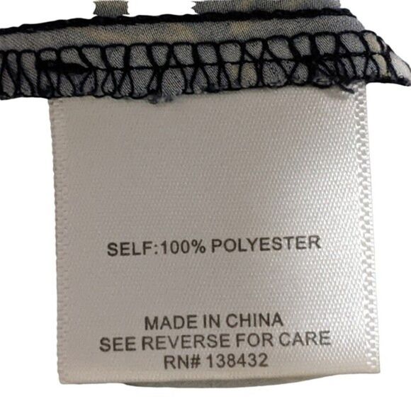 Modcloth v-neck back tie maxi dress flowers, Daisy, flowy, boho, bohemia… - Picture 9 of 11